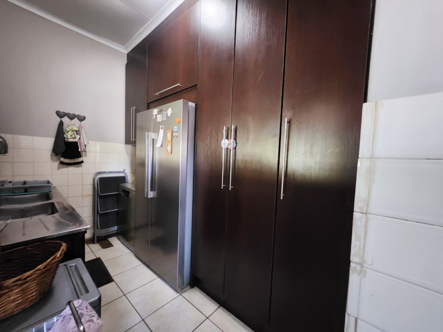 4 Bedroom Property for Sale in Wilkoppies North West